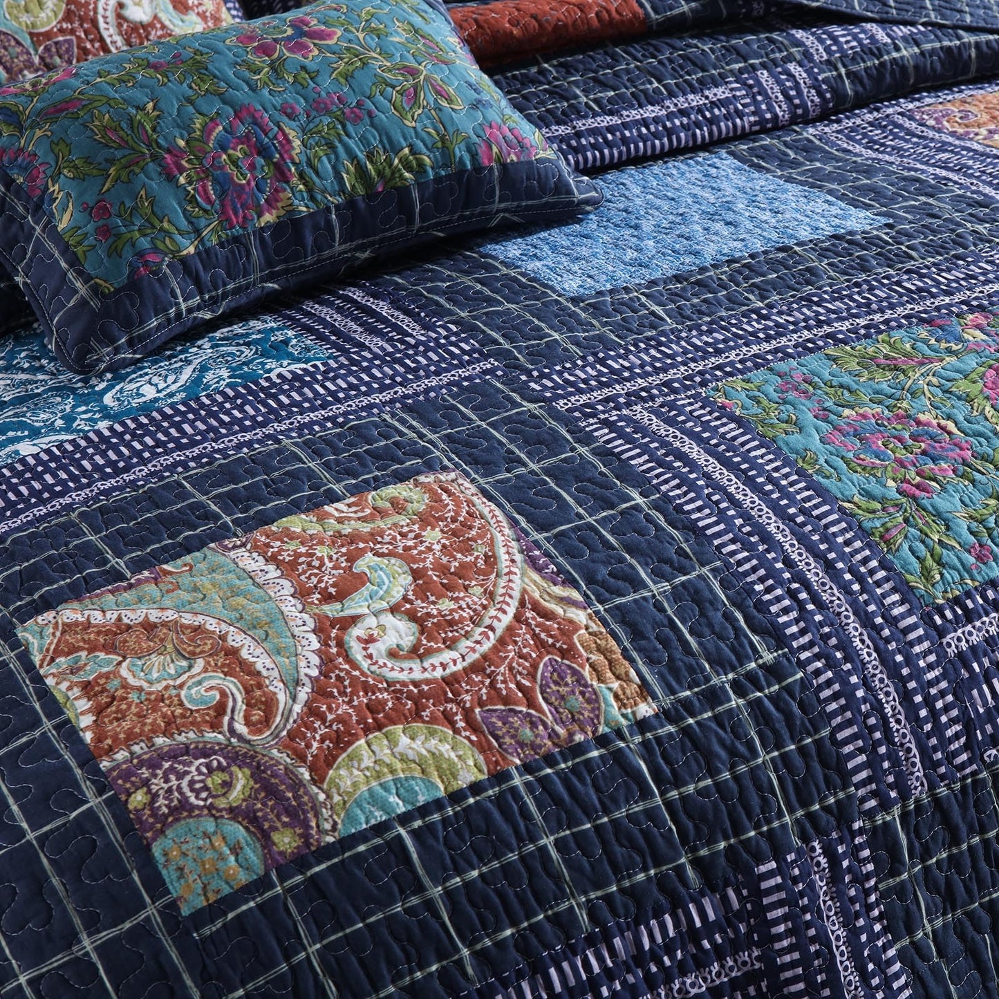 mixinni 100% Cotton Gorgeous Floral Quilt Set, King Size Quilted Bedding Set, Boho Reversible Navy Blue Patchwork Paisley Pattern Bedspread Coverlet Set with 2 Pillow Shams for All Seasons (106"x98")