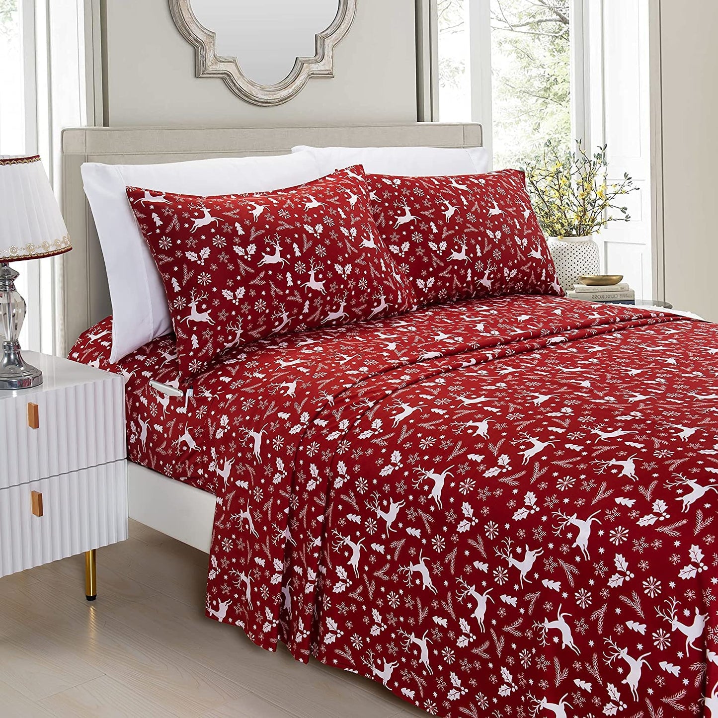 Elegant Comfort Holiday Printed 6-Piece Sheet Set, 1500 Thread Count, Breathable and Super Soft Material, Wrinkle Resistant, Fitted Sheets with Smart Pockets, 6PC King, Burgundy Reindeer