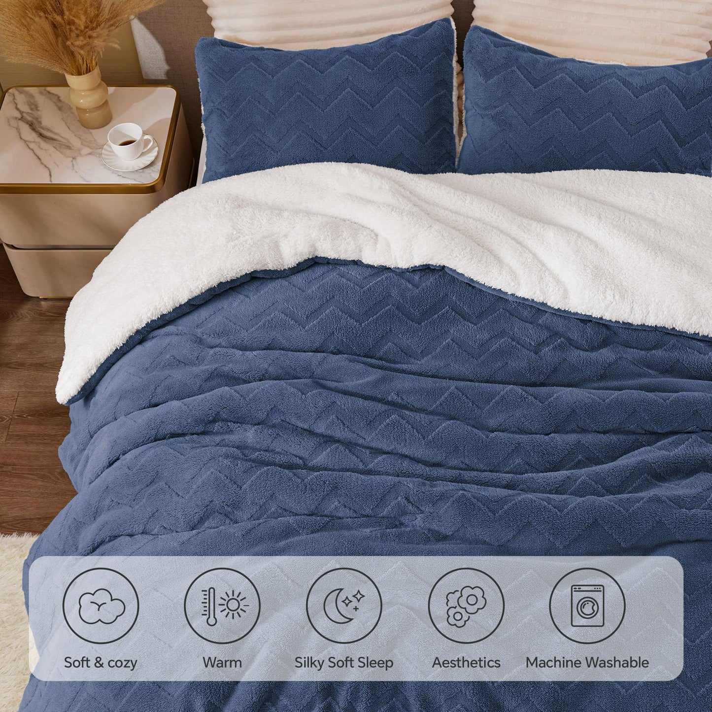BEDELITE Fluffy Queen Comforter Set - Super Soft Sherpa Navy Comforter for Queen Size Bed, Luxury Warm Bedding Set for Winter, Fuzzy Bed Set 3 Pieces (1 Comforter, 2 Pillowcases)