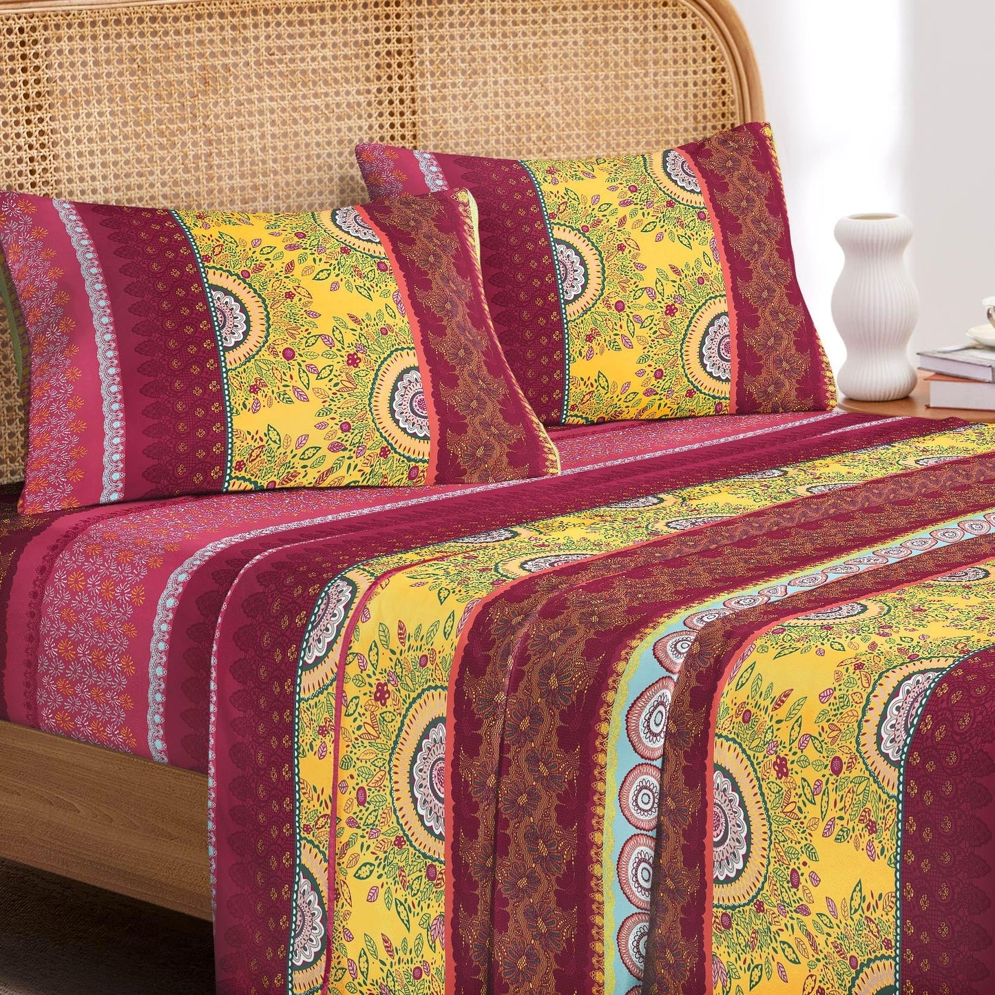 Wake In Cloud - Boho Bed Sheets, 4-Piece Sheet Set, Bohemian Chic Medallion Colorful Hippie Aesthetic Bedding, Deep Pocket, Burgundy, King Size