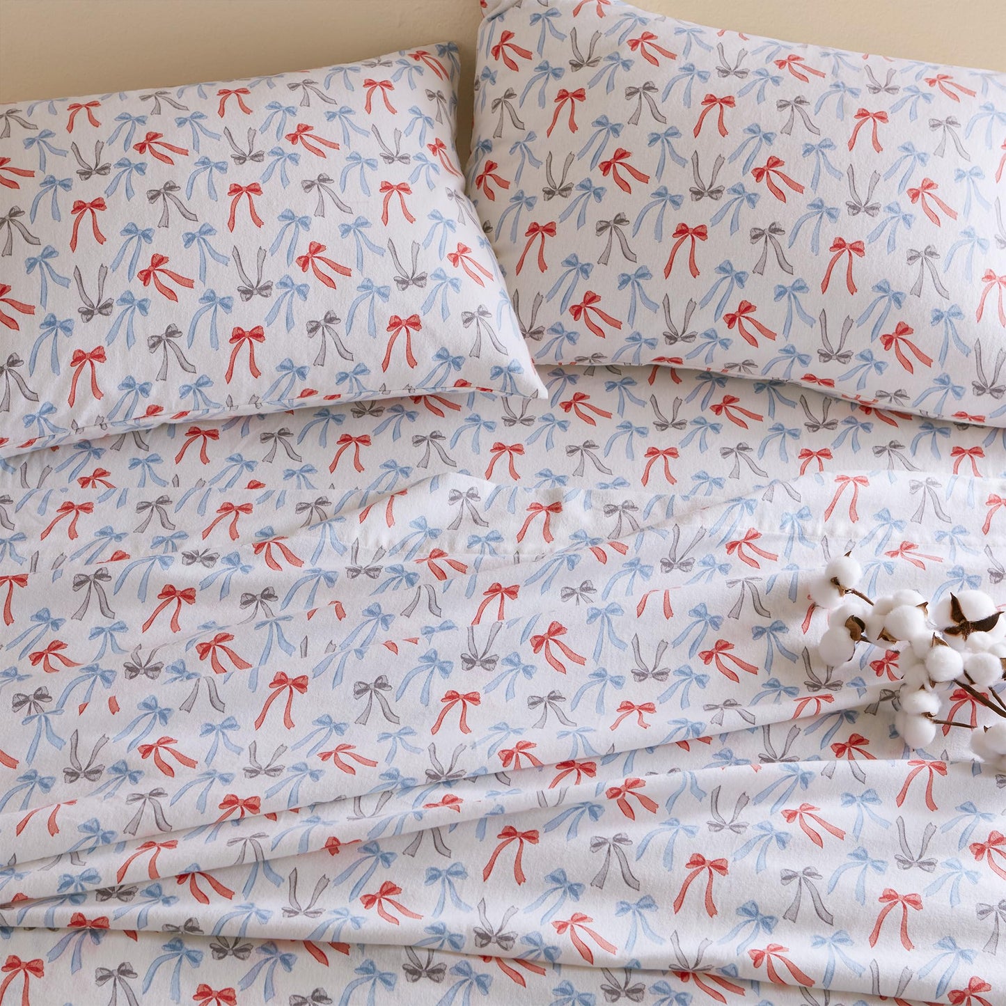 Intelligent Design Flannel Sheets Full, Cozy Soft 100% Cotton Flannel Bedding, Printed Warm Full Sheets Set, Ultra Soft Cold Weather Bed Sheet Set, Happy Bows, 4 Piece