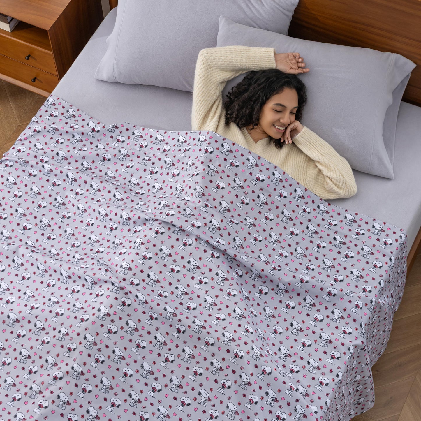 Berkshire Peanuts® Twin Flat Sheet (Only), Brushed Microfiber Sheet with Cute Snoopy Characters, Soft, Breathable, Easy-Care Bedding for Peanuts Fans, Love Blooms Light Grey