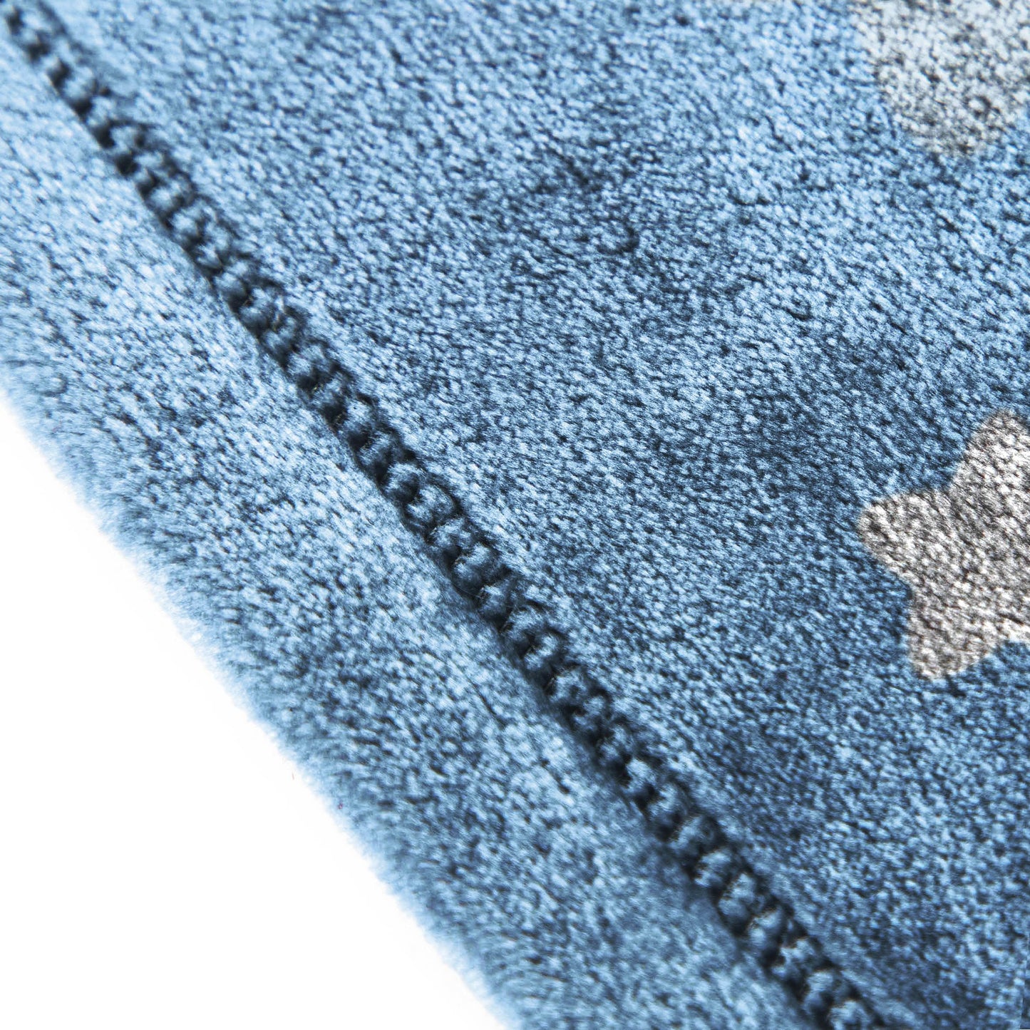 Jay Franco Kids Plush Throw Blanket – Soft & Cozy Fleece Throw for Bedroom & Couch Décor, Official Licensed Product, Blue - Bluey, 60x90 - Large Blanket