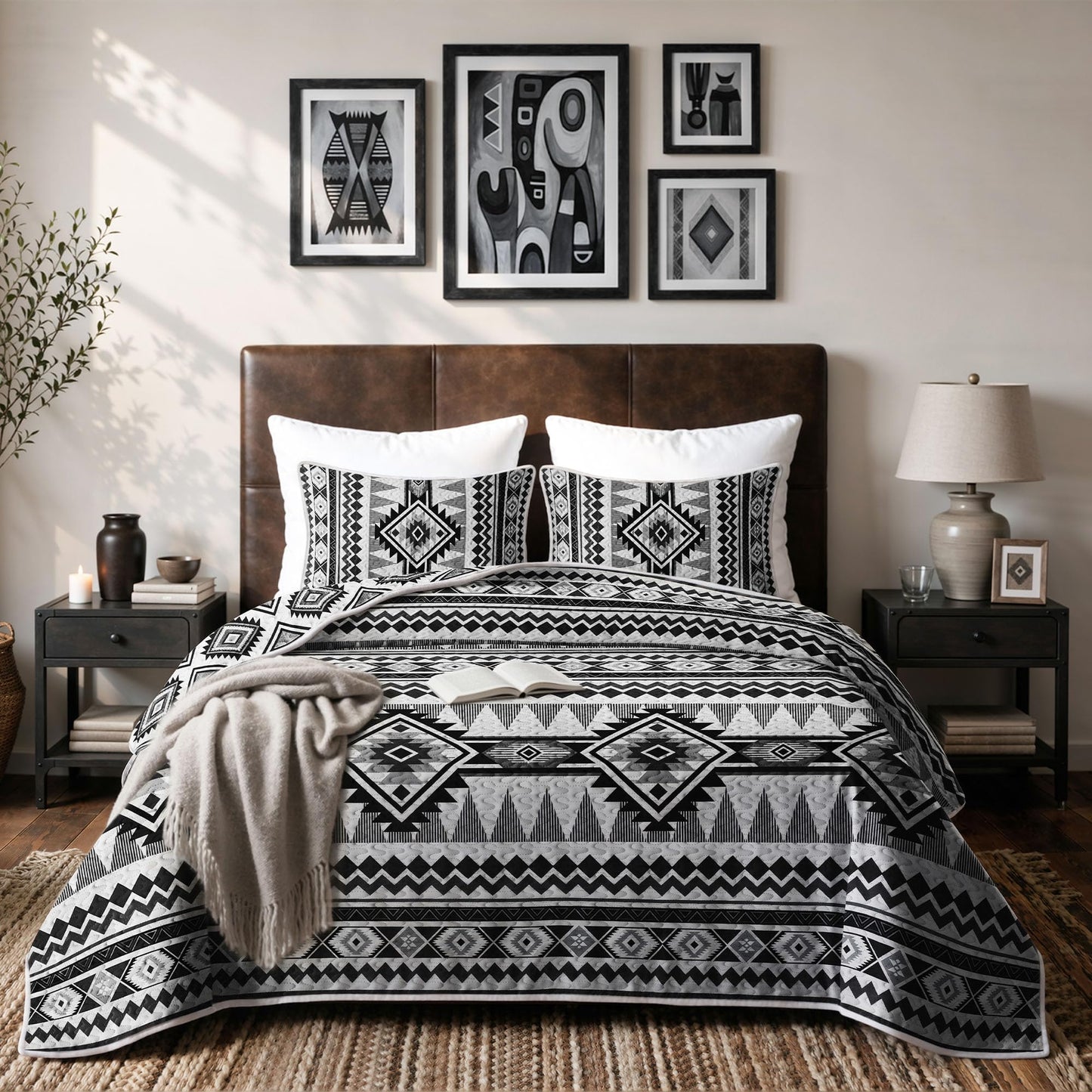 akkialla Reversible Black Boho King/Cal King Quilt Set, 2-Piece Bohemian Aztec Microfiber Bedspread, Soft Lightweight All-Season Coverlet (1 Quilt, 2 Shams)