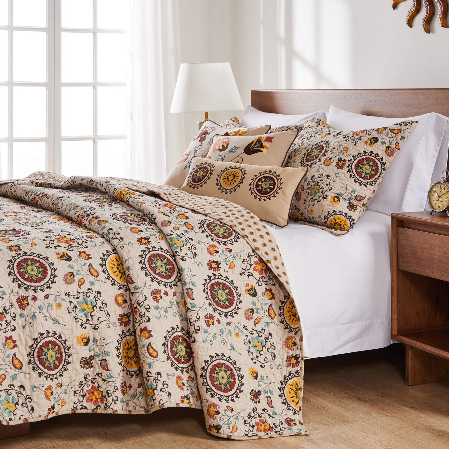 Greenland Home Andorra 100% Cotton Reversible Suzani Quilt Set, King/California King (5 Piece)