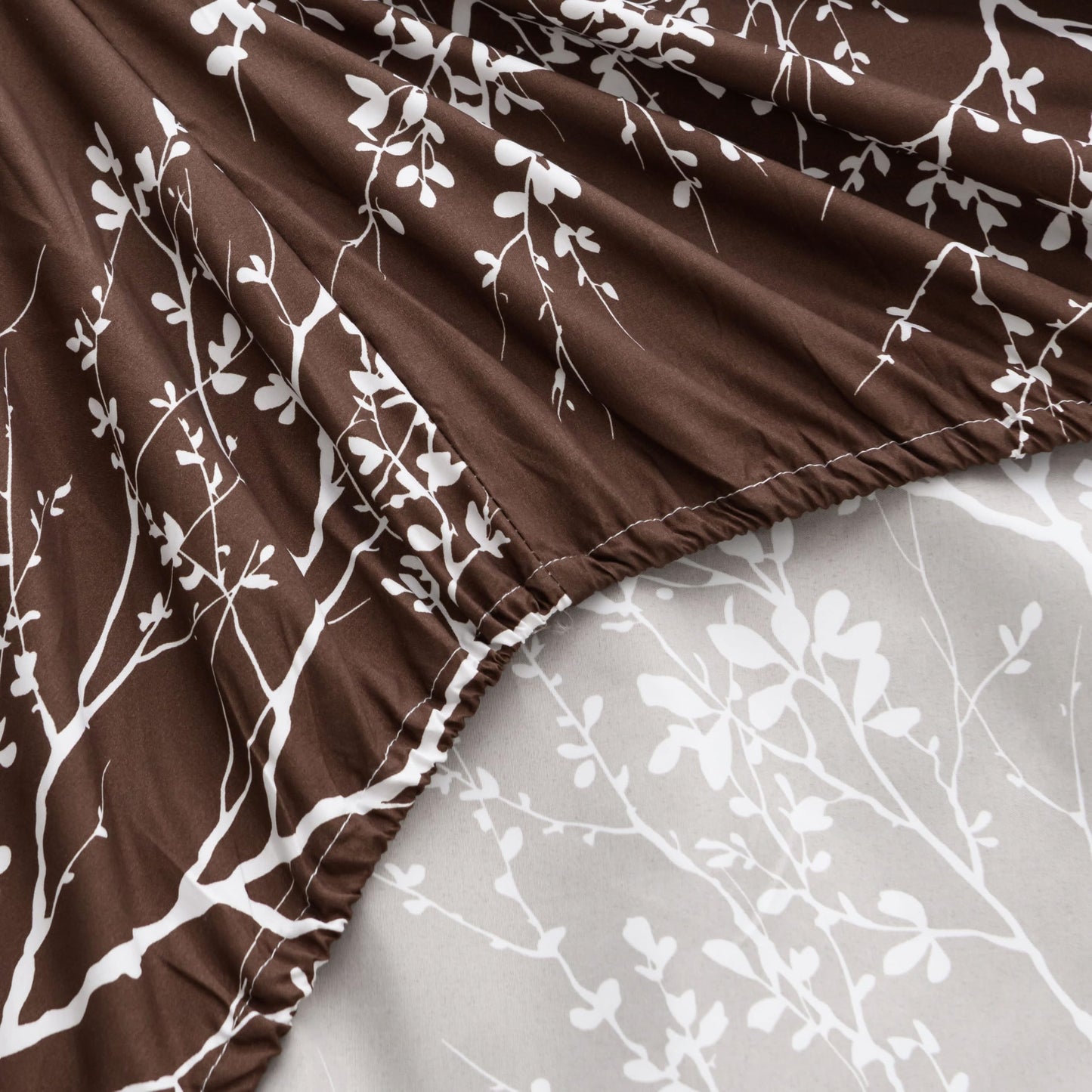 Spirit Linen home Full Size Sheets Set - Pure Microfiber 4 Piece Polyester Bed Sheets, Fitted Sheet & Pillow Cases - Full Sheets for All Seasons (Foliage Chocolate/White, Full)