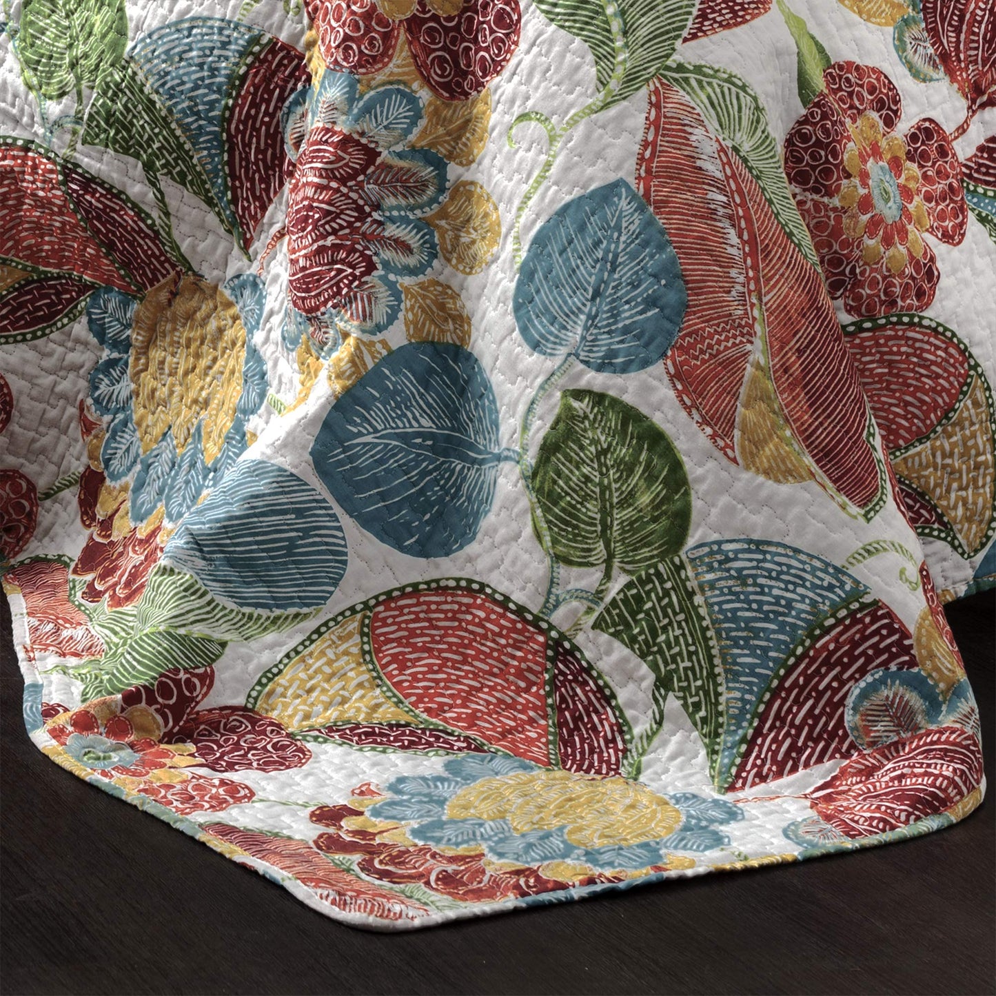Lush Decor Layla Quilt Floral Leaf Print 3 Piece Reversible Bedding Set, King, Orange Blue
