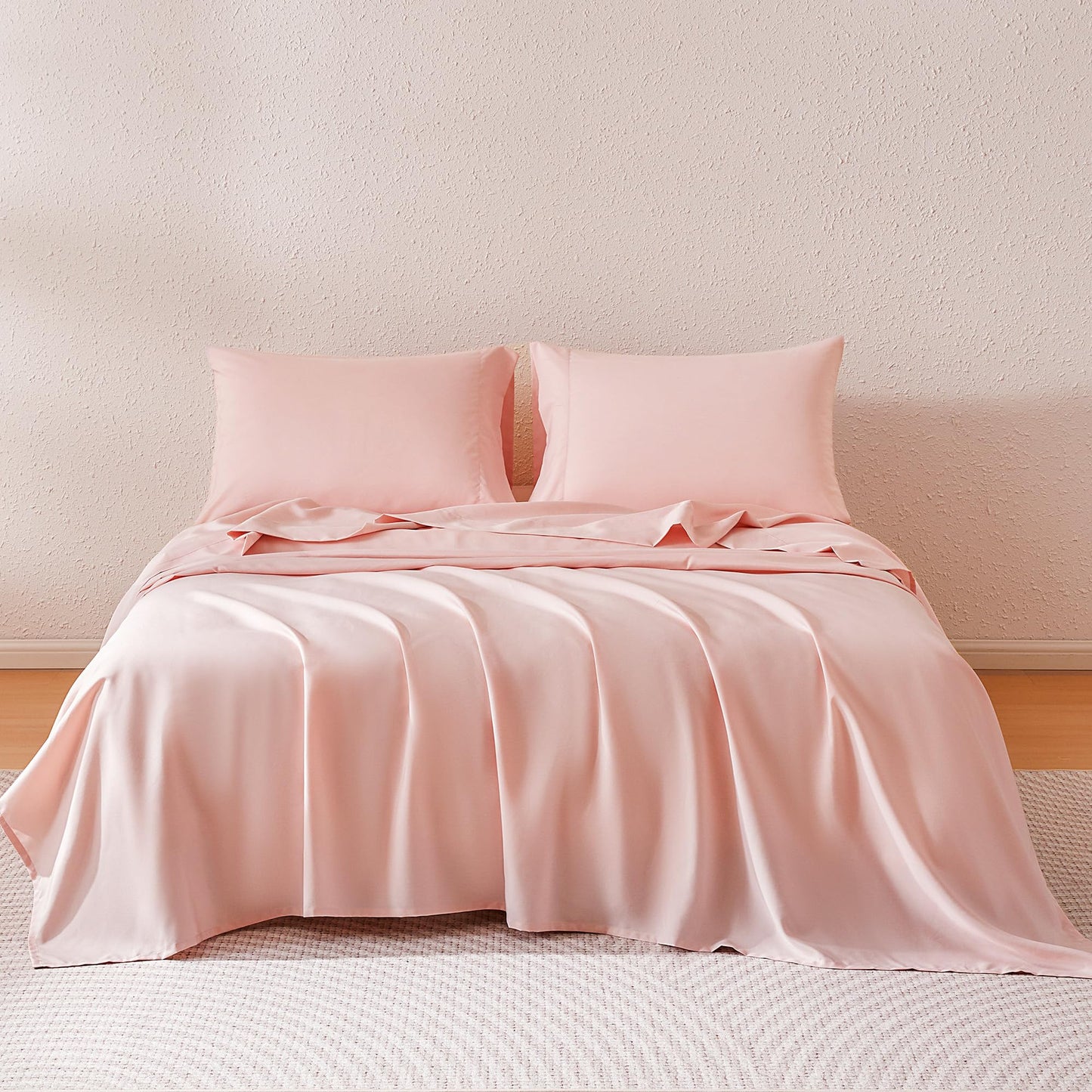 Amazon Basics Sheet Set Cationic 4-Piece Bedding Set, Wrinkle Free and Easy Fit, Easy Care Bedding with 1 Deep Pocket Fitted Sheet, 1 Flat Sheet, and 2 Pillowcases, King, Pink