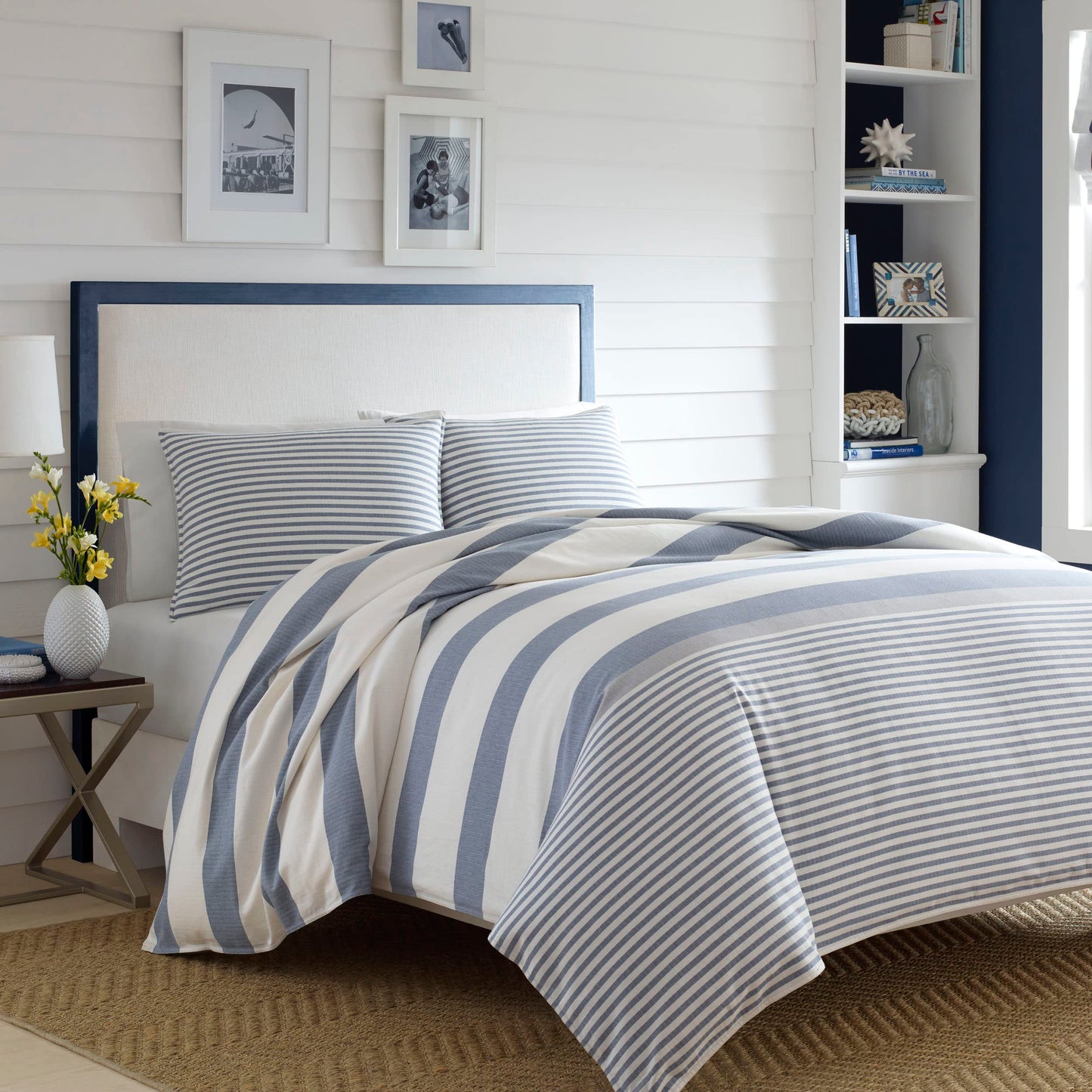 Nautica - King Comforter Set, Soft Yarn-Dyed Cotton Bedding, Medium Weight for Year Round Use, 3 Piece Bed Set with Matching Pillowcases (Fairwater Blue)