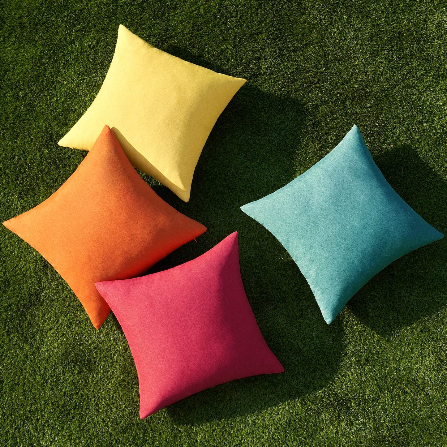 MIULEE Pack of 4 Decorative Outdoor Throw Pillow Covers Linen Waterproof Pillow Covers Summer Farmhouse Cushion Cases for Patio Garden Tent Balcony Couch Sofa 18x18 Inch Red/Turquoise