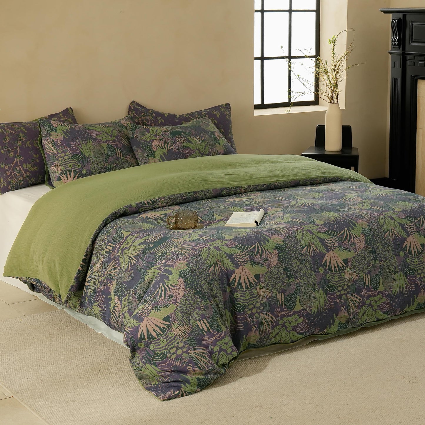 BISELINA 100% Cotton Muslin Duvet Cover Set Queen, 3 Pcs Yarn-Dyed Jacquard Textured Reversible Botanical Floral, Soft and Breathable Bedding Set with Zipper Closure, Purple Green