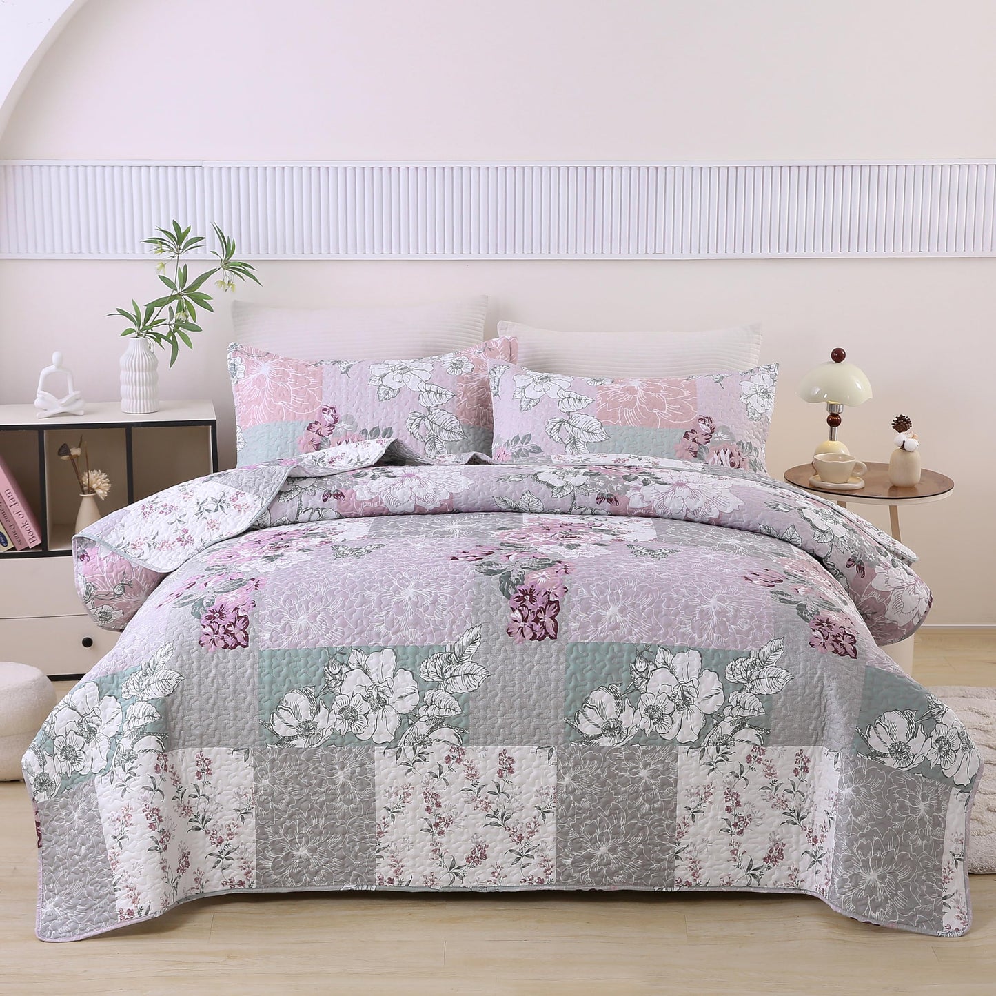 DURLENGEN Patchwork Quilt Set King Size 3Pcs, Floral with Patchwork Pattern,Soft Microfiber Lightweight Bedspread for All Season Layering(King 106x96,Floral Patchwork)