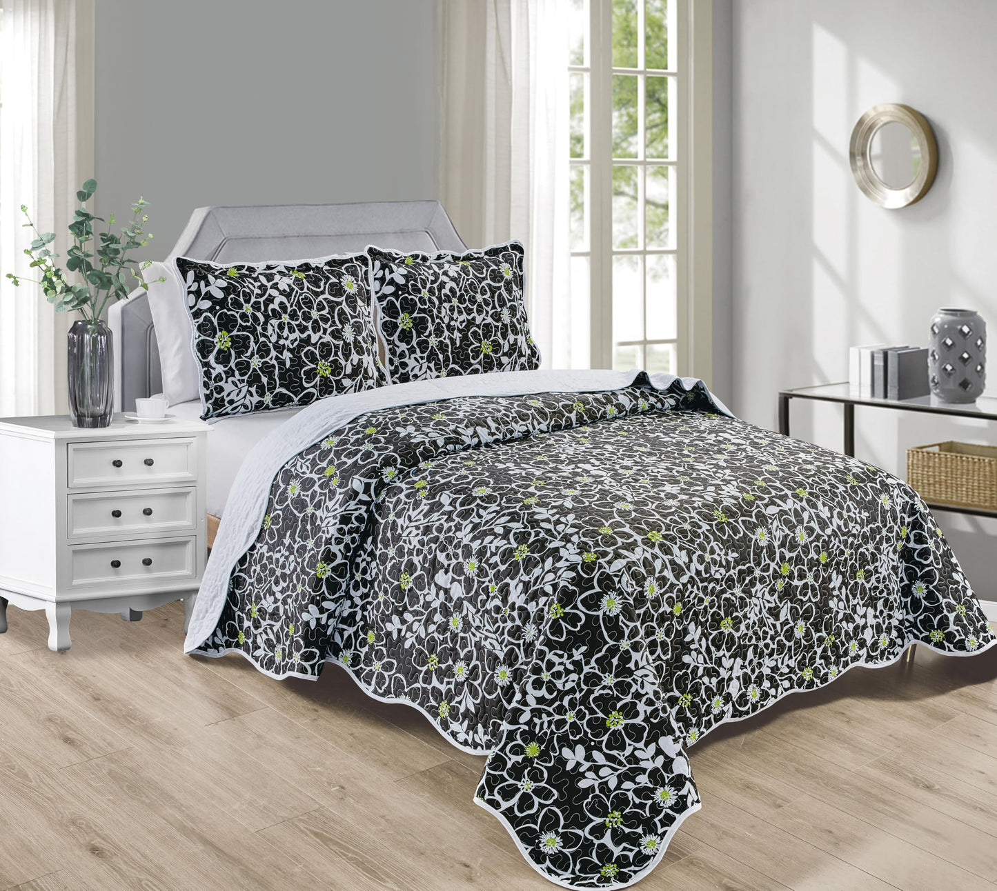 Grand Linen 3-Piece Queen Size Quilt Set, Black White Green