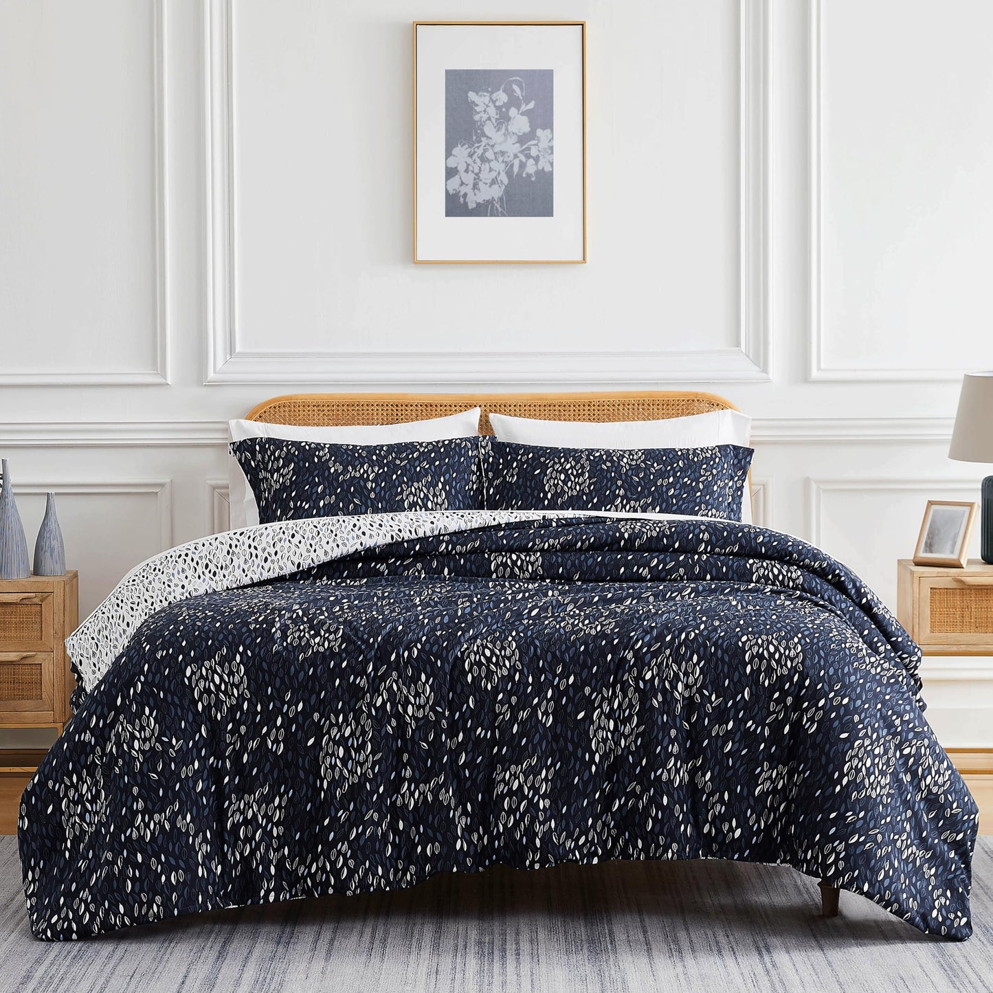 Southshore Fine Living, Inc. Reversible California King Duvet Cover Set, Hotel Quality Microfiber Bedding Set - 1 King/Cal King Duvet Cover, 2 Shams, Insert Not Included - Botanical Leaves Blue