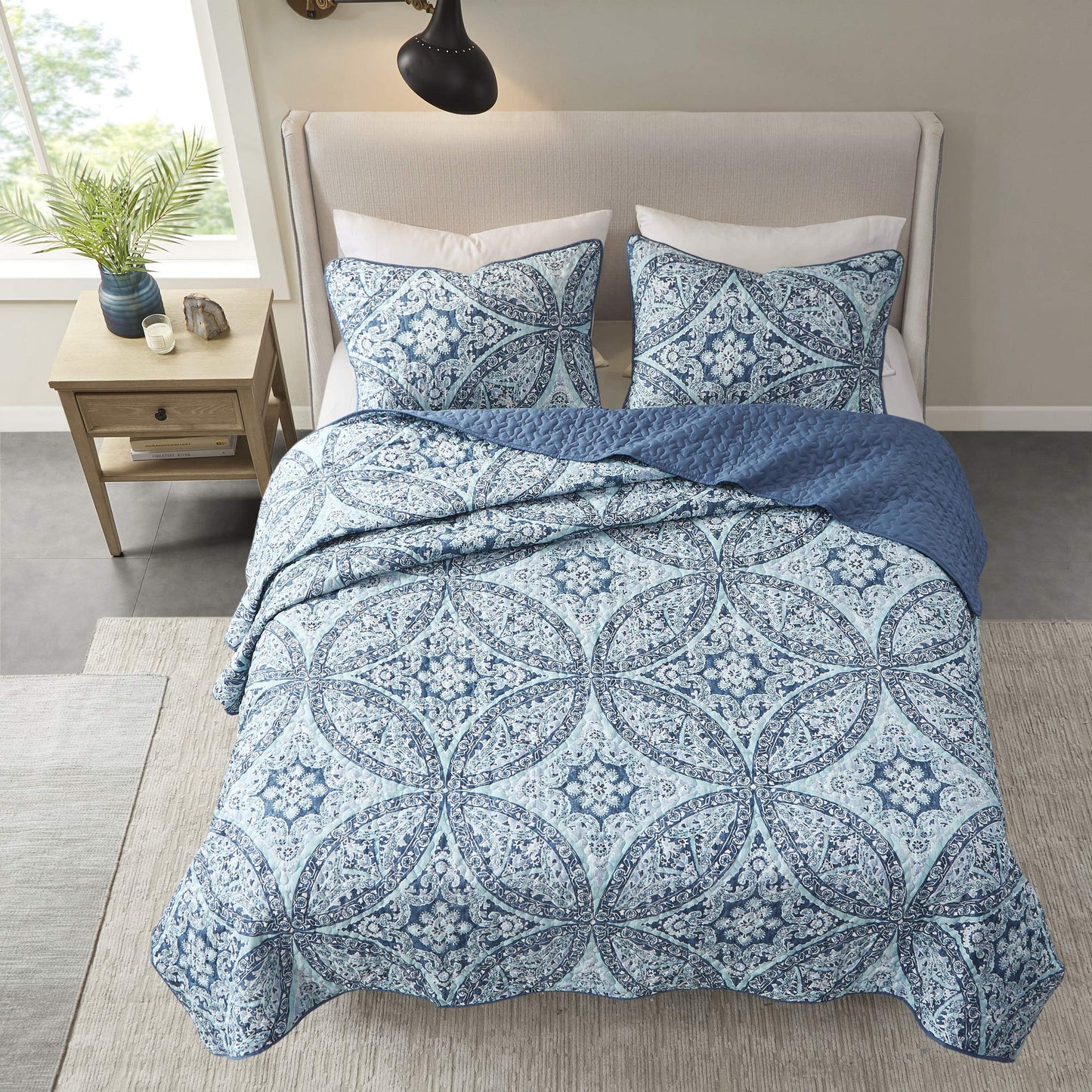 Comfort Spaces Reversible Quilt Set-Vermicelli Stitching Design All Season, Lightweight, Coverlet Bedspread Bedding, Matching Shams, Full/Queen (90 in x 90 in), Gloria Damask Aqua 3 Piece