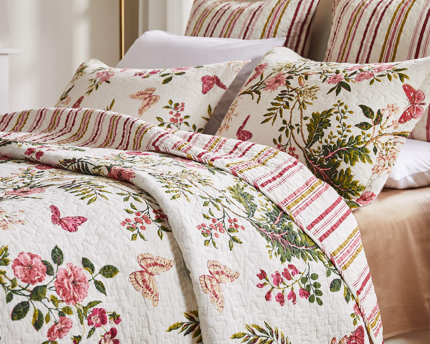 Greenland Home 100% Cotton Fashion Quilt Collection, Prewashed, Reversible Quilt Set, 3-Piece King/Cal King, Butterflies