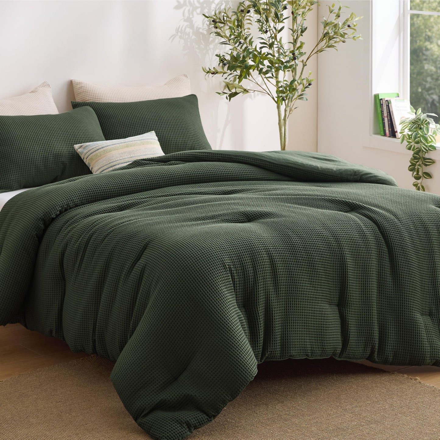 Bedsure Oliver Green Queen Bedding Comforter Set, Waffle Breathable Bedding Set, All Season Comforter with 3 Pieces, 1 Waffle Weave Comforter (90"x90") and 2 Pillowcases (20"x26")
