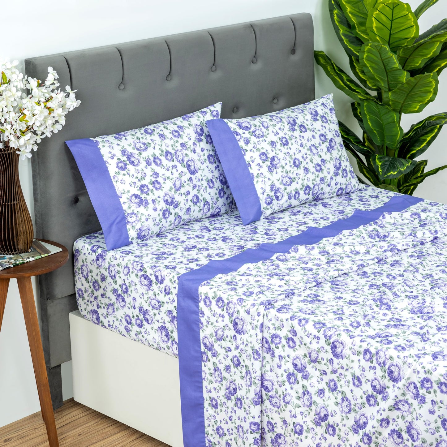 Dreamology Queen Sheet Set,4 Pieces Microfiber Sheet, Printed Sheet Set with Solid Cuffed Detail, Includes 1 Flat Sheet,1 Deep Pocket Fitted Sheet and 2 Pillowcases, Queen Bed Sheets (Purple Blossom)