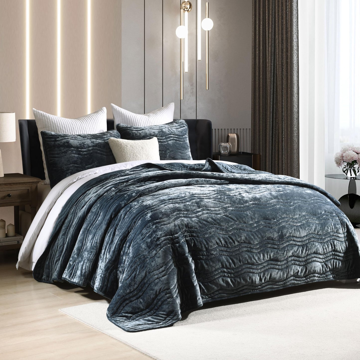 AJOCCI Velvet King Size Comforter Set, Luxurious King Quilt, Blue Bedding Set, Soft Plush Bedspread, Lightweight for All Season,Stormy Blue