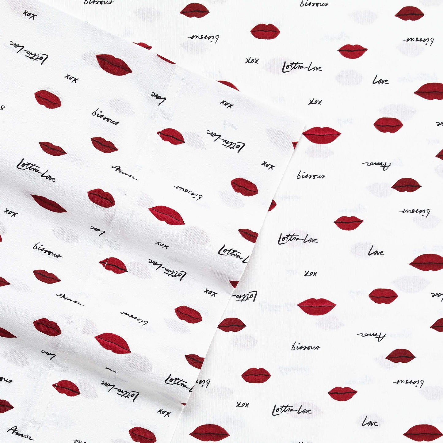 Betsey Johnson - Queen Bed Sheets, Soft & Lightweight Bedding, Fade & Wrinkle Resistant (Love Lips, Queen)