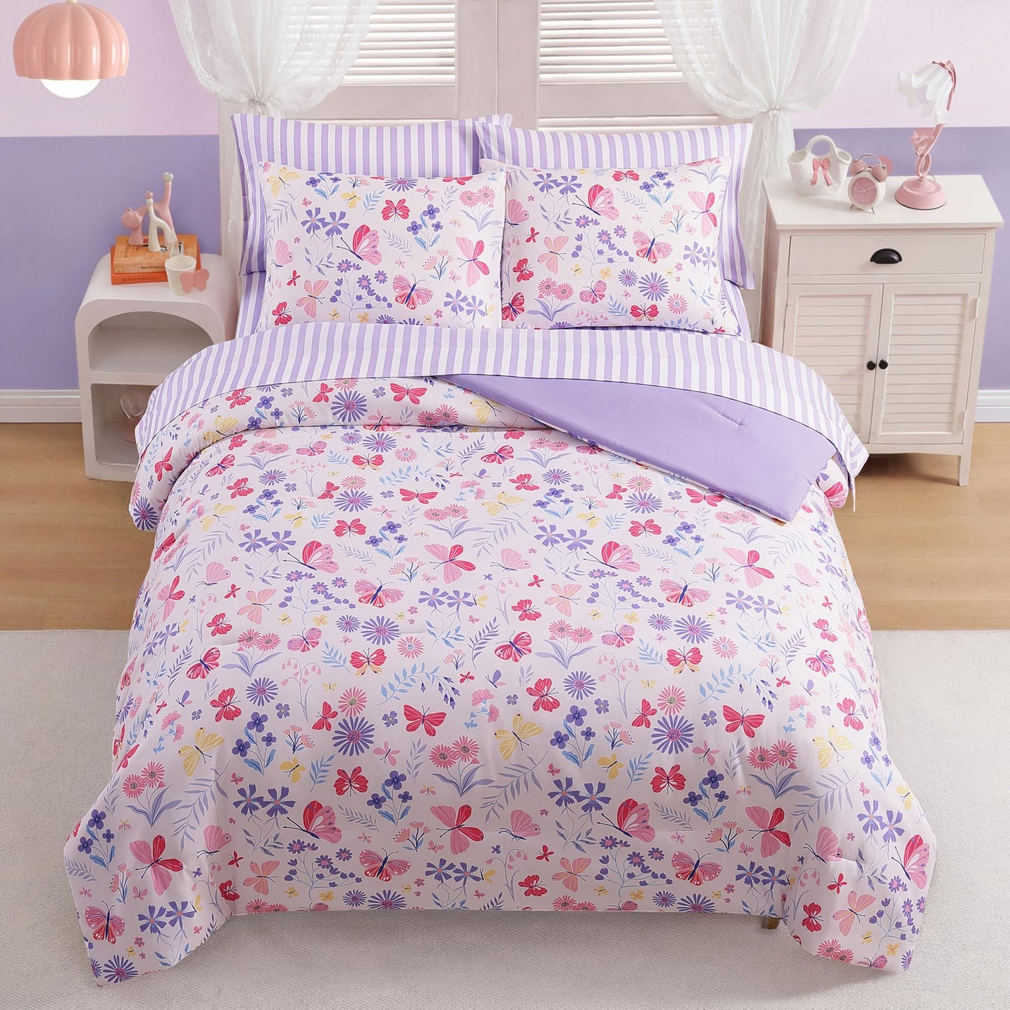 AMBERSPACE Twin XL Comforter Set for Girls, Butterfly Botanical Flowers Bedding Set, All Season Kids Bed in a Bag Dorm 5 Pieces with Sheets, Pillowcase & Sham