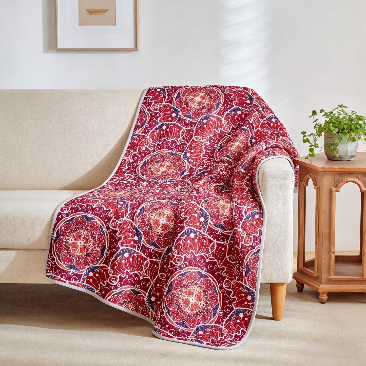 Floral Boho Quilts Queen Size Bedding Set Rose Pink 3 Pieces Farmhouse Botanical Summer Bedspreads with 2 Shams Soft Reversible Lightweight Breathable Coverlet Set for All Season (Rose Pink, Queen)