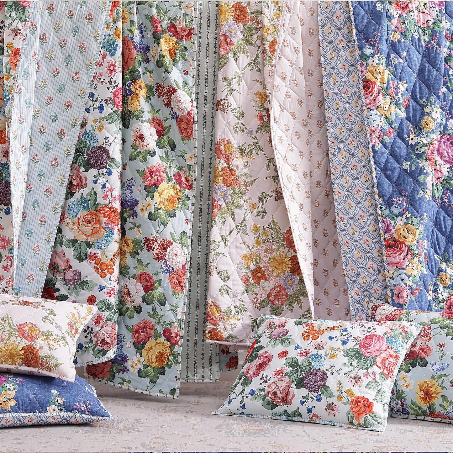 WRENSONGE Floral Quilt Set Queen Size, 3 Piece Reversible Lightweight Soft Bedspread Coverlet, Garden Farmhouse Botanical Diamond Stitched Bedding Set with 2 Pillow Shams for All Seasons