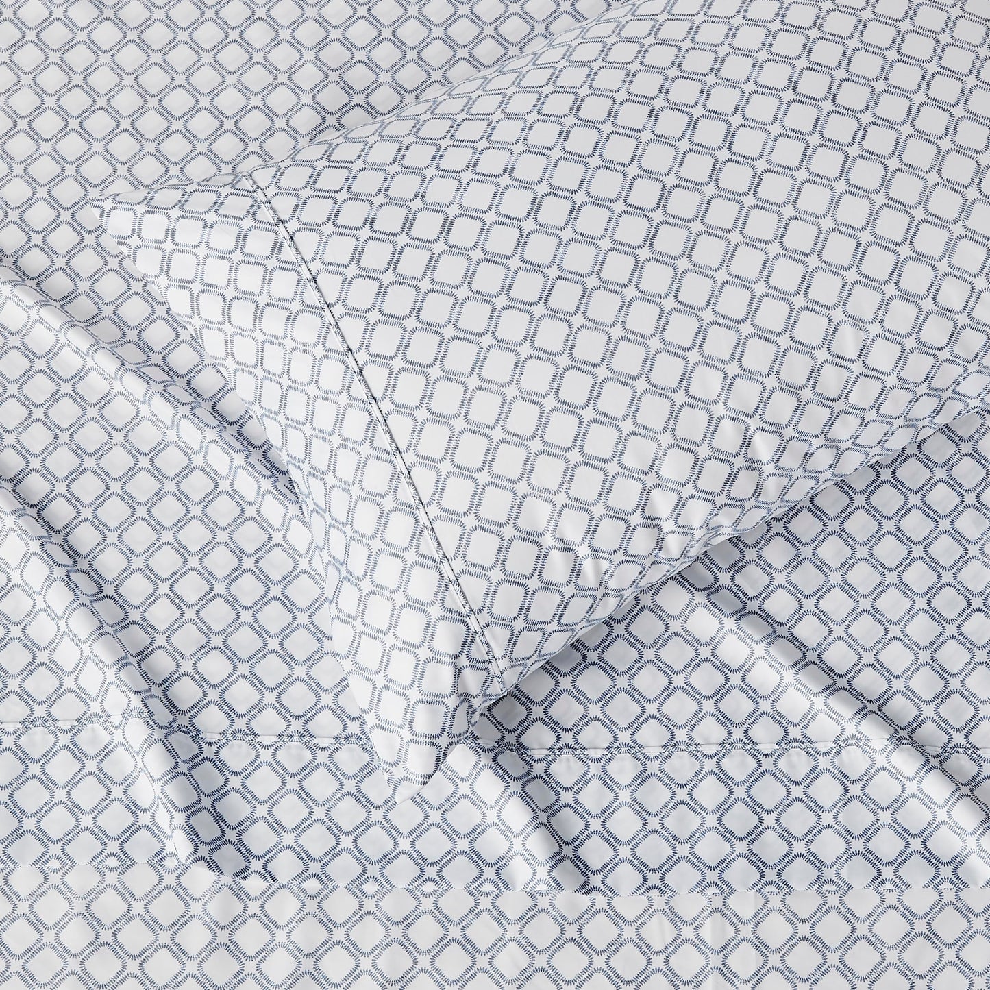 Amazon Basics Lightweight Microfiber 3-Piece Bed Sheet Set, Twin XL, Aqua, Printed