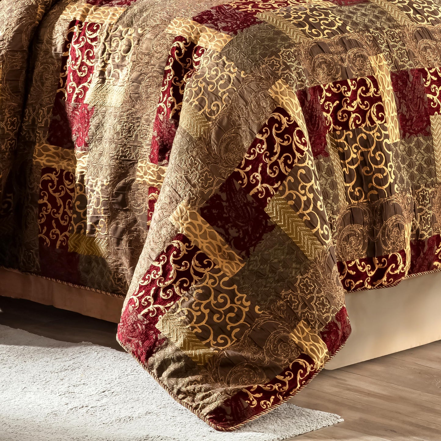 Loom and Mill 9-Piece Jacquard Luxury Traditional Patchwork Comforter Sets, Ultra Soft Bedding with Euro Shams, Bedskirt, Filled Decorative Pillow for Home (Loong, King),Red Gold