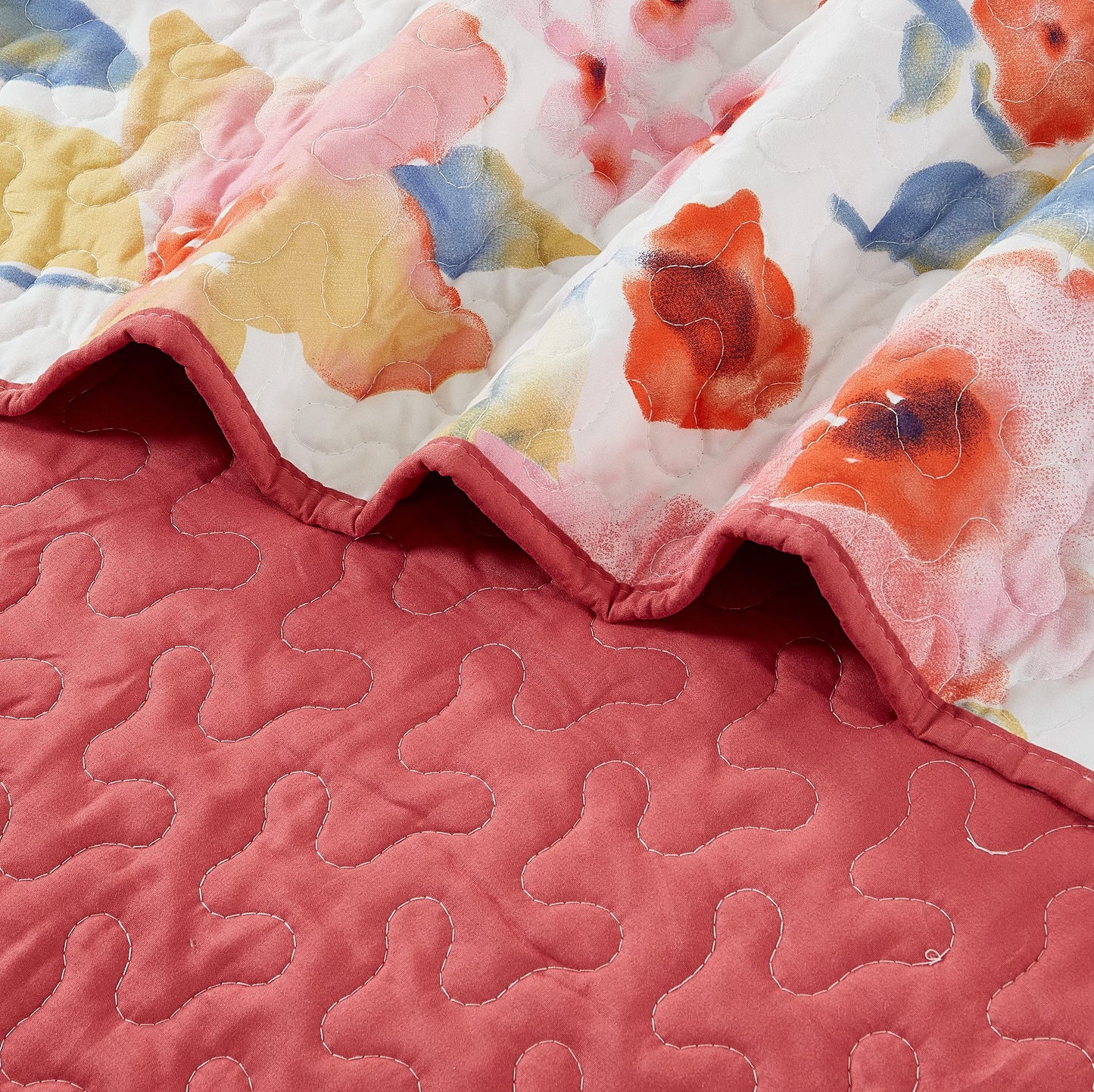 All American Collection 3 PC Floral Printed Red and Beige Reversible Bedspread Quilt Set Coverlet and Pillow Sham Set King/California King Size